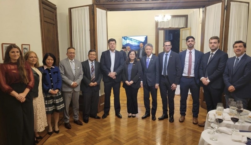 Делегаты на встрече. Фото: Посольство Вьетнама в Аргентине