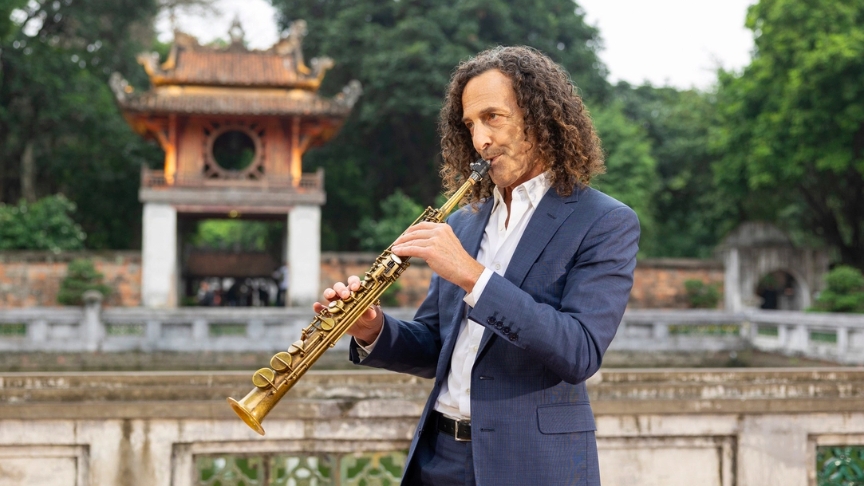 Легендарный саксофонист Кенни Джи продвигает туризм Вьетнама