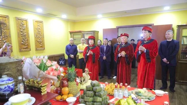 Вьетнамцы в России отметили день поминовения королей Хунгов