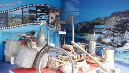 Более 200 артефактов о море и островах