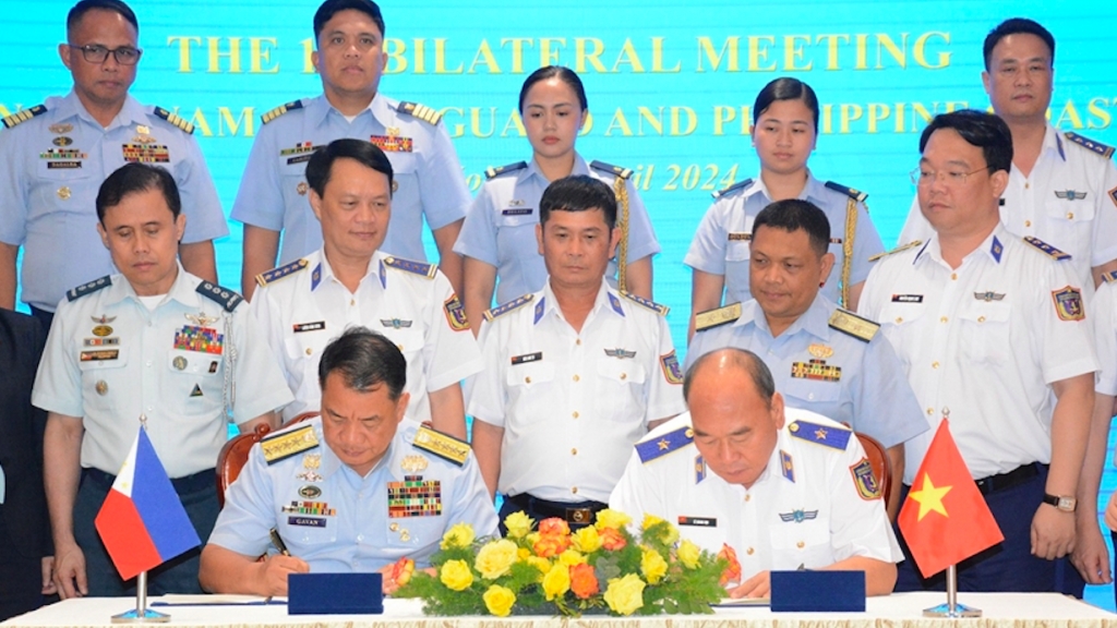Береговая охрана Вьетнама и Филиппины обсудили вопросы правопорядка на море