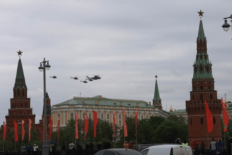 Воздушный парад в честь 75-летия Победы в Великой Отечественной войне (9 мая 1945 — 9 мая 2020 года). Фото: Чан Хиеу / ВИА