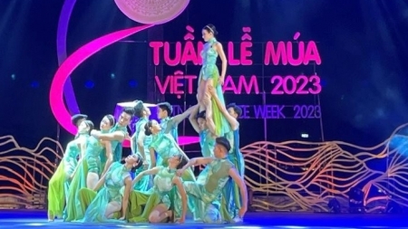 Неделя вьетнамского танца 2023 года