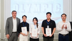 Вьетнамские студенты в Санкт-Петербурге (Россия) активно участвуют в Олимпиаде по русском языку