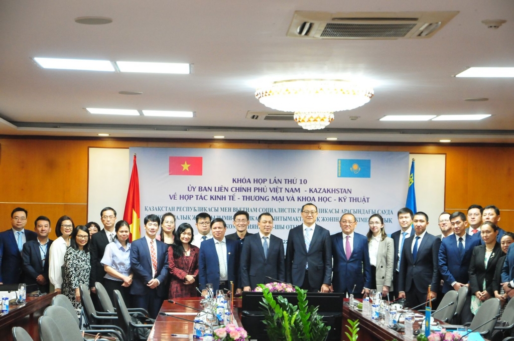 Расширение вьетнамско казахстанского сотрудничества во многих важных отраслях