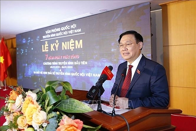 Спикер парламента Вьетнама принял участие в церемонии празднования 7-й годовщины выхода в эфир первой программы Телеканала Национального собрания Вьетнама