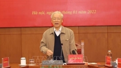 Нгуен Фу Чонг: Необходимо совершенствовать институциональный контроль над властью для борьбы с коррупцией