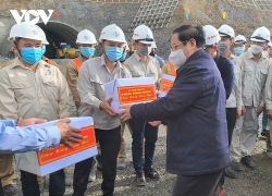 Фам Минь Тинь проверил ход реализации проектов в рамках Проекта строительства восточной части автомагистрали Север-Юг