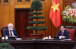 Премьер-министр Фам Минь Тинь принял вице-президента Европейской комиссии Франса Тиммерманса