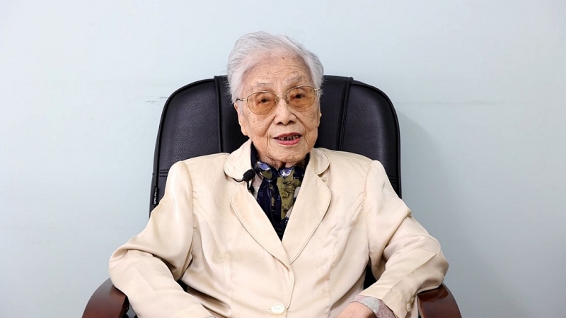 Бывший вице-президент Вьетнама Нгуен Тхи Бинь направила письмо с благодарностью свидетелям Парижского соглашения