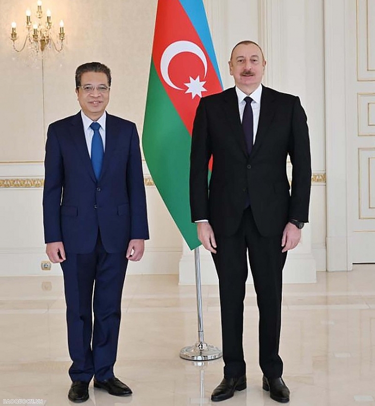 Посол Вьетнама вручил верительные грамоты Президенту Азербайджана