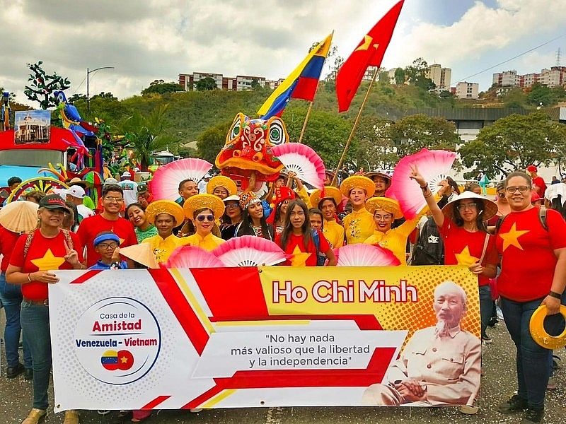 Вьетнам принял участие в карнавале в Венесуэле