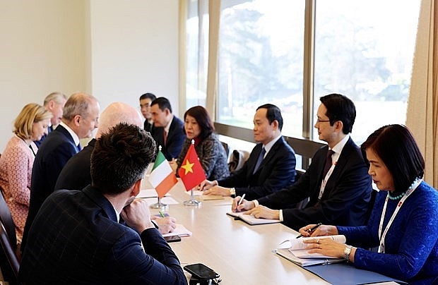 Вьетнам поддерживает мультилатерализм и желает укреплять сотрудничество с другими странами.