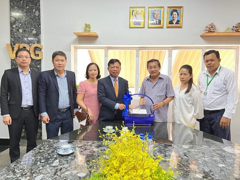 Укрепление дружественных отношений и сотрудничества между Вьетнамом и Камбоджей посредством медицинского обследования и лечения.