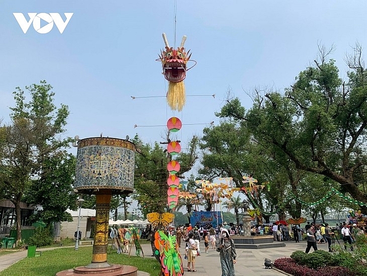В Хюэ открылся Фестиваль воздушных змеев 2022