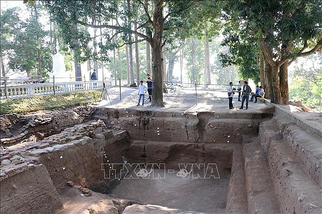 Составление досье для получения признания ЮНЕСКО археологического комплекса Ок Эо-Ба Тхе объектом всемирного культурного наследия