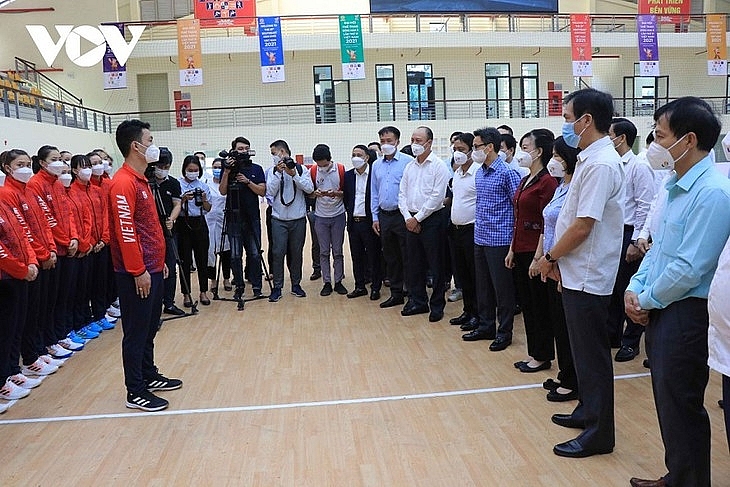 Вице-премьер Ву Дык Дам проверил подготовку к 31-м Играм ЮВА в Бакнине