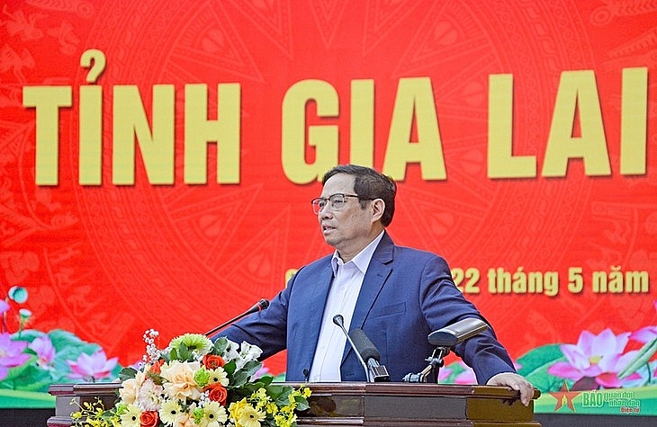 Премьер-министр Фам Минь Тинь: Рассмотрение возможности строительства скоростной автомагистрали Плейку-Куинён в форме государственно-частного партнерства