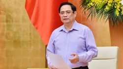 Премьер-министр Фам Минь Тинь отметил необходимость доработки институтов и механизмов для содействия развитию страны