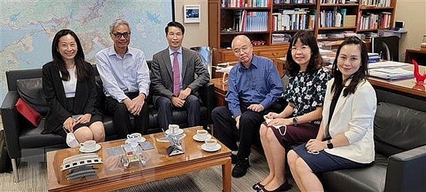 Вьетнам активизирует сотрудничество в области образования с университетами Гонконга (Китай)