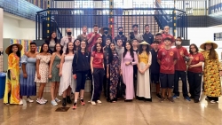 Бразильские школьники изучают культуру Вьетнама