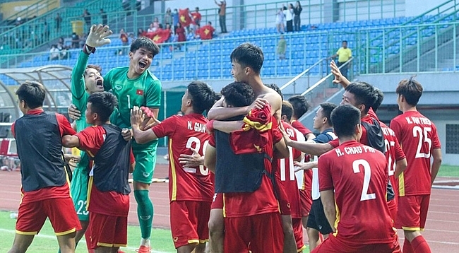 Обыграв сборную U19 Таиланда, сборная U19 Вьетнама заняла третье место в чемпионате