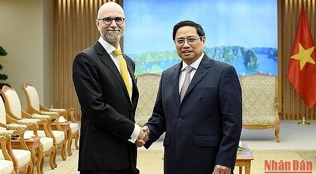 Премьер-министр Фам Минь Тьинь принял Посла Канады во Вьетнаме