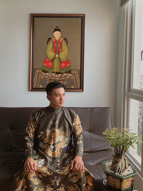 Женская одежда династии Нгуен возрождается в картинах в стиле чибис