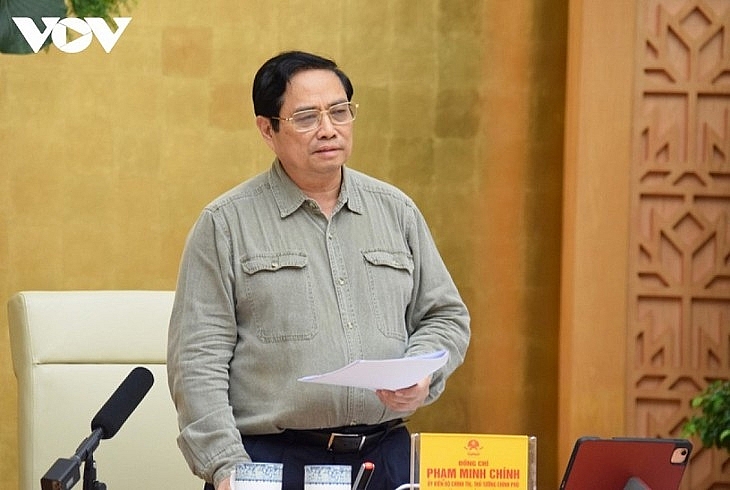 Премьер-министр Вьетнама: Необходимо аккуратно снимать ограничения и смягчать режим социального дистанцирования