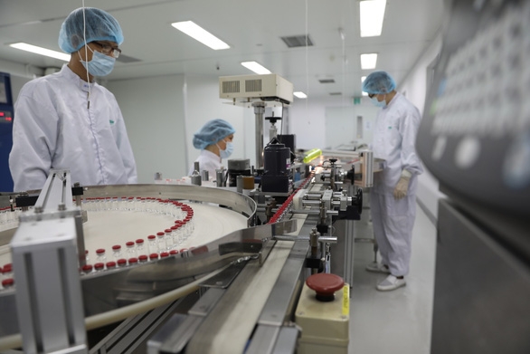 Как производят вакцину «Спутник V» во Вьетнаме
