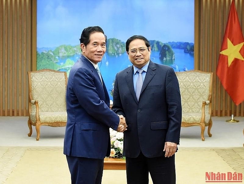 Дальнейшее углубление отношений традиционной дружбы и солидарности между Вьетнамом и Камбоджей