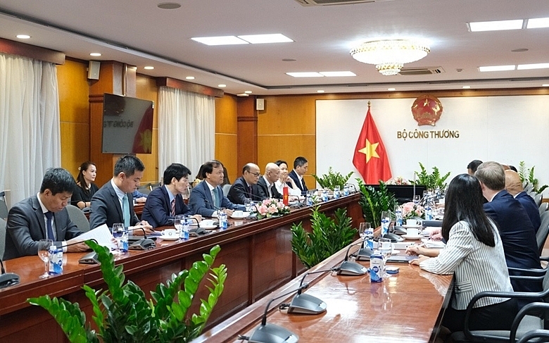 США доверяют способностям вьетнамских производителей