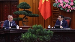 Премьер-министр Фам Минь Чинь принял Посла Великобритании во Вьетнаме