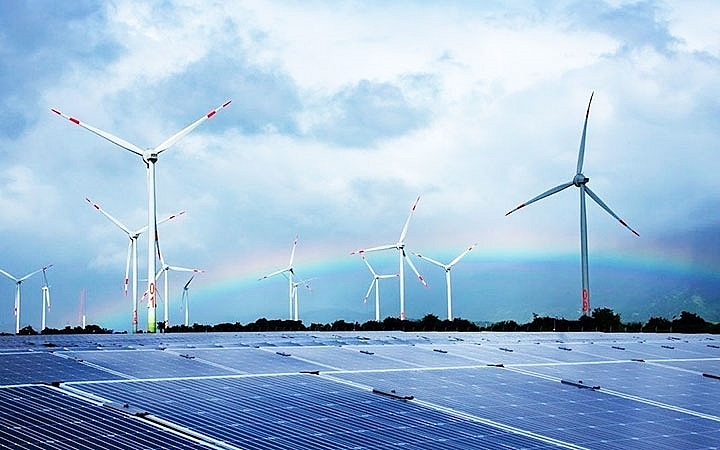 Производство солнечной и ветровой энергии во Вьетнаме растет быстрыми темпами