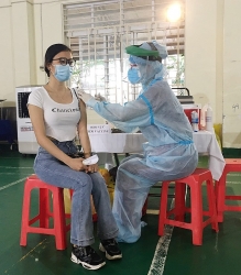 Вакцинация от коронавируса иностранных граждан, проживающих во Вьетнаме