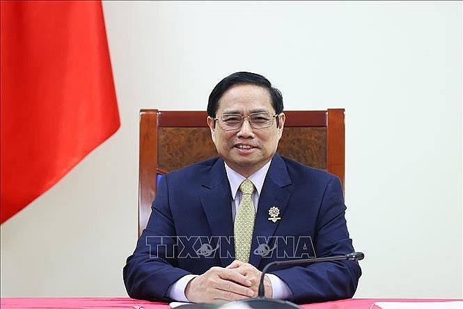Премьер-министр Вьетнама Фам Минь Тинь поблагодарил религиозных должностных лиц и верующих за важный вклад в борьбу с эпидемией