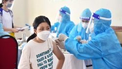 Город Хошимин планирует ввести третью дозу вакцины против коронавируса с 10 декабря