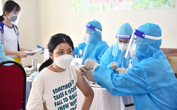 Город Хошимин планирует ввести третью дозу вакцины против коронавируса с 10 декабря