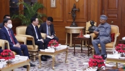 Председатель НС СРВ Выонг Динь Хюэ провел встречу с президентом Индии Рамом Натхом Ковиндом