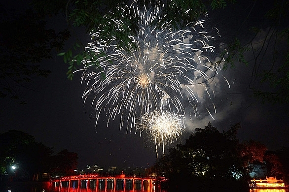 Ханой отменил обратный отсчет и фейерверк для празднования Нового года - 2022