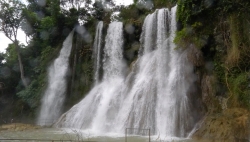 Водопад Заййем в городке Мокчау
