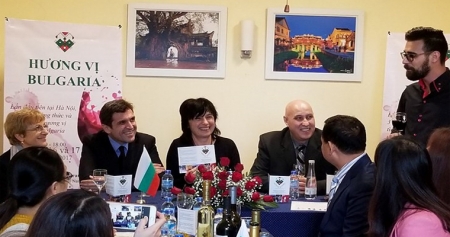 Краски славяноязычных стран во Вьетнаме: Болгария