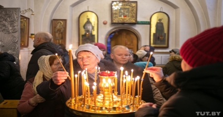 Православные христиане празднуют Рождество