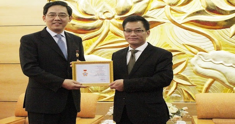 Посол Китая во Вьетнаме награжден памятной медалью «За мир и дружбу между народами»