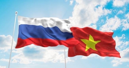 Дружба между Вьетнамом и Россией непрерывно укрепляется и развивается разными поколениями руководителей и народами обеих стран