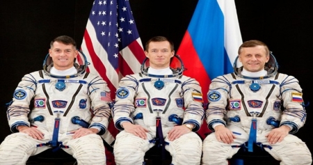 Трое космонавтов вернулись с МКС на Землю