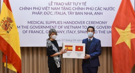 Замглавы МИД Вьетнама То Ань Зунг: Вьетнам готов к координации усилий с мировым сообществом в борьбе с Covid-19