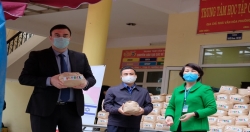 Посольство Израиля   передало 1 тонну риса  нуждающимся во Вьетнаме в условиях COVID-19