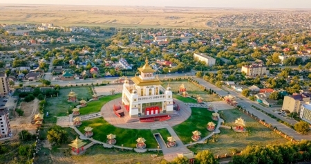 Пять причин посетить Калмыкию