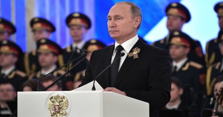Президент РФ Владимир Путин поздравил глав государств СНГ с 72-й годовщиной Победы